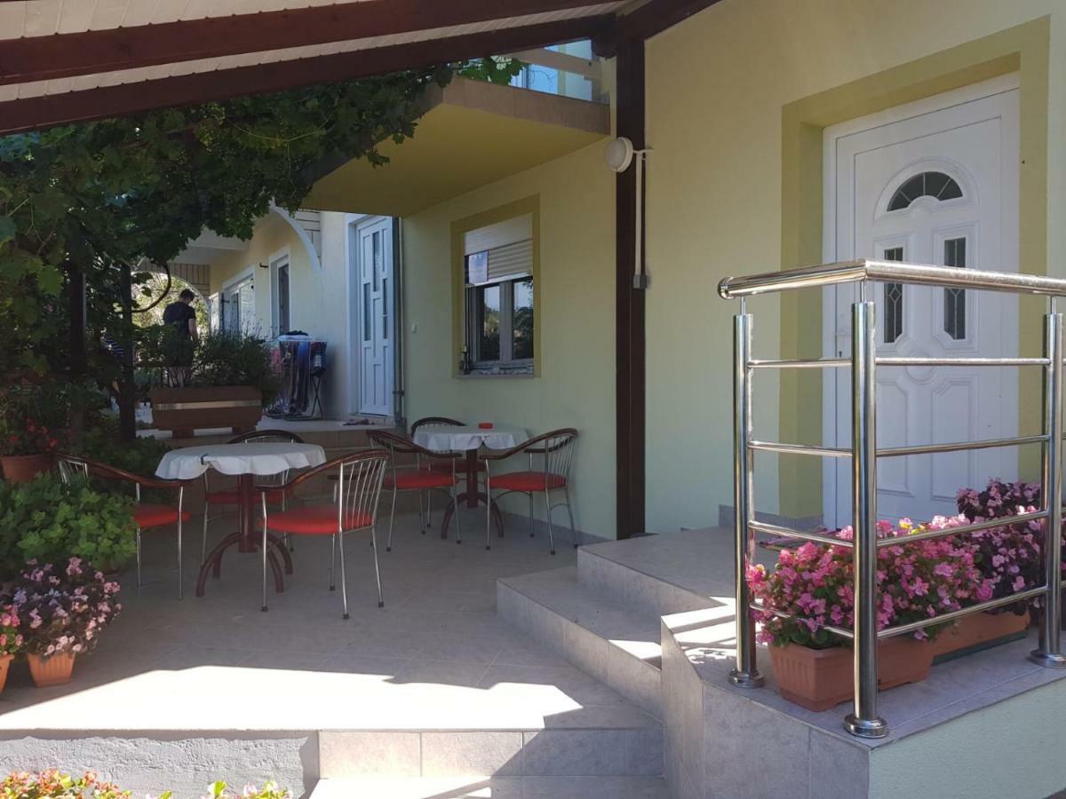 Holiday Home Rudelic Луково-Шугарье Экстерьер фото